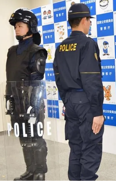 日本機動隊全黑作訓服