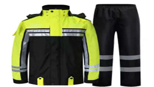 牢記這幾點，再也不用怕不會挑反光雨衣了